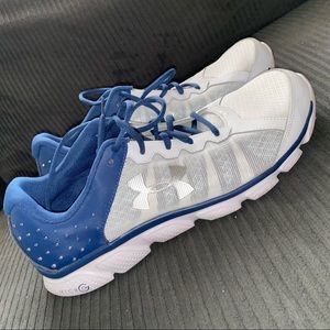 NWOT Under Armour Micro G Assert 6 Blue and White